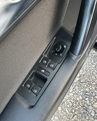 Volkswagen Passat cena 34300 przebieg: 212000, rok produkcji 2011 z Bystrzyca Kłodzka małe 407